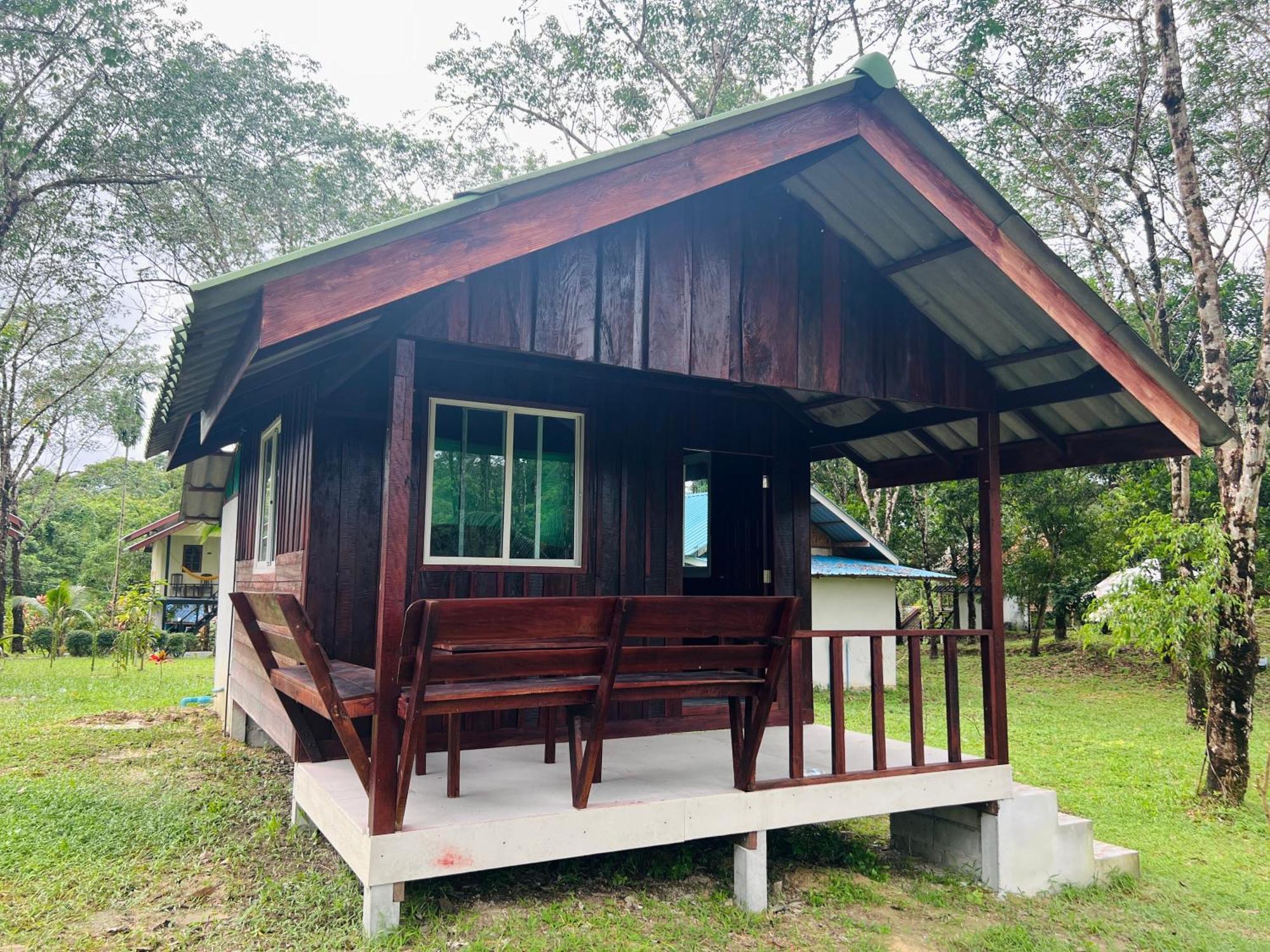 Rasta House,,Koh Phayam Hotel Exterior photo