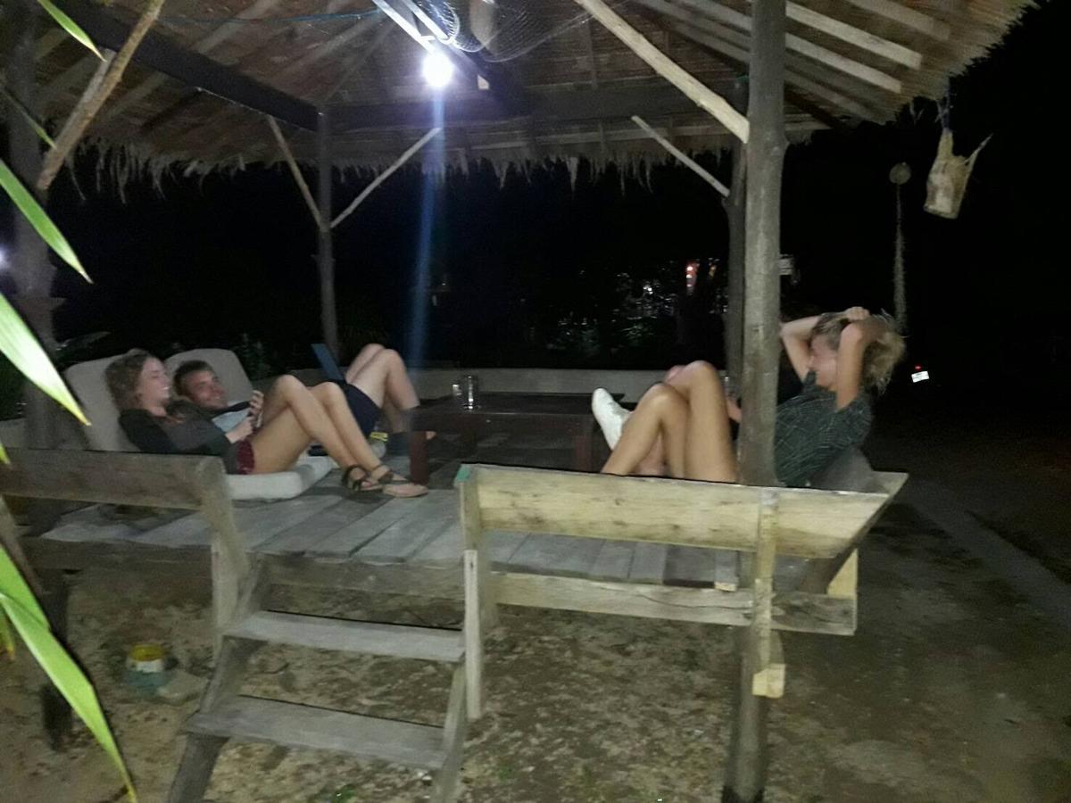 Rasta House,,Koh Phayam Hotel Exterior photo